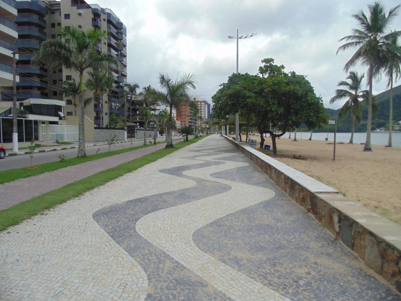 Sunny Apartamentos De 1 E 2 Dormitorios Na Martin De Sa Proximo A Praia Caraguatatuba Luaran gambar