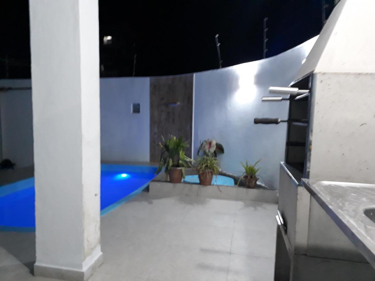 Sunny Apartamentos De 1 E 2 Dormitorios Na Martin De Sa Proximo A Praia Caraguatatuba Luaran gambar